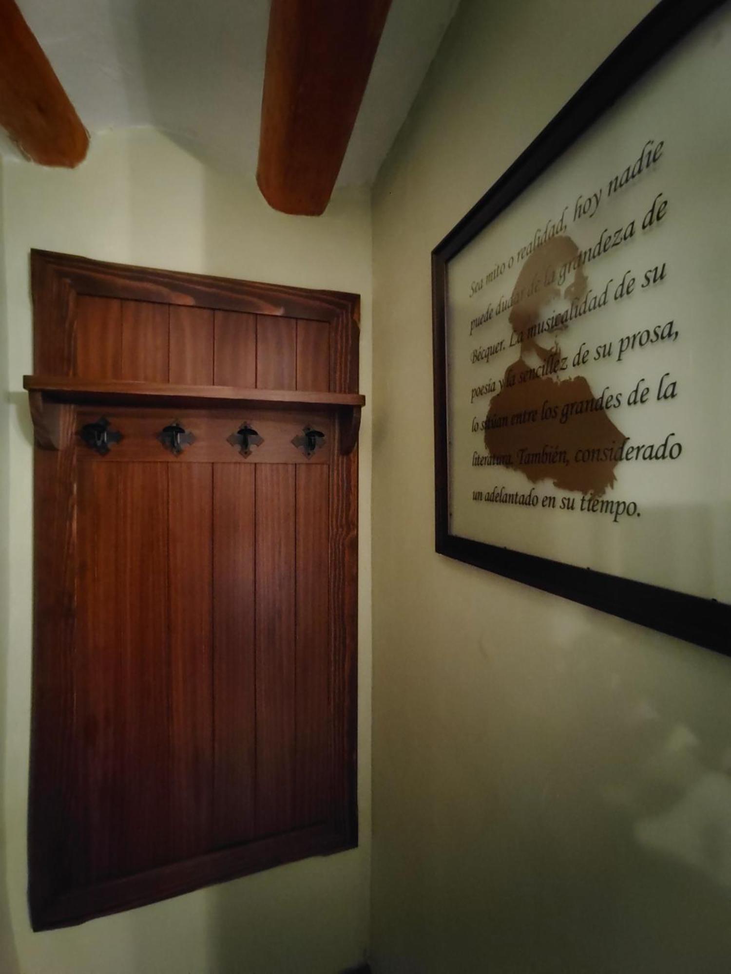 בית הארחה ורה דה מונקאיו 	La Alcoba De Becquer מראה חיצוני תמונה