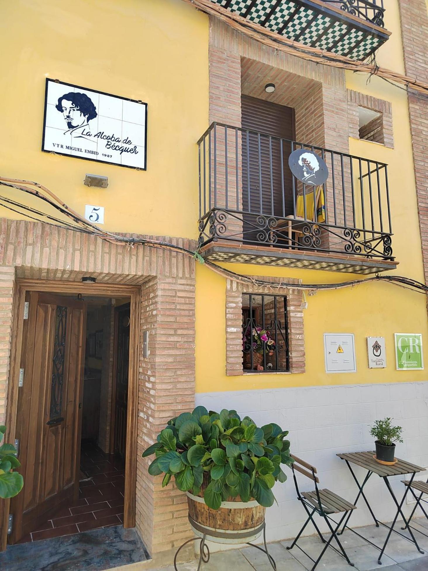 בית הארחה ורה דה מונקאיו 	La Alcoba De Becquer מראה חיצוני תמונה